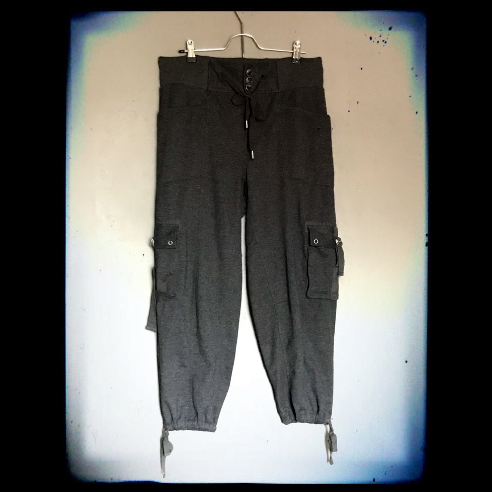 FREE PEOPLE Semi Charmed Jogger Pants. (XS)